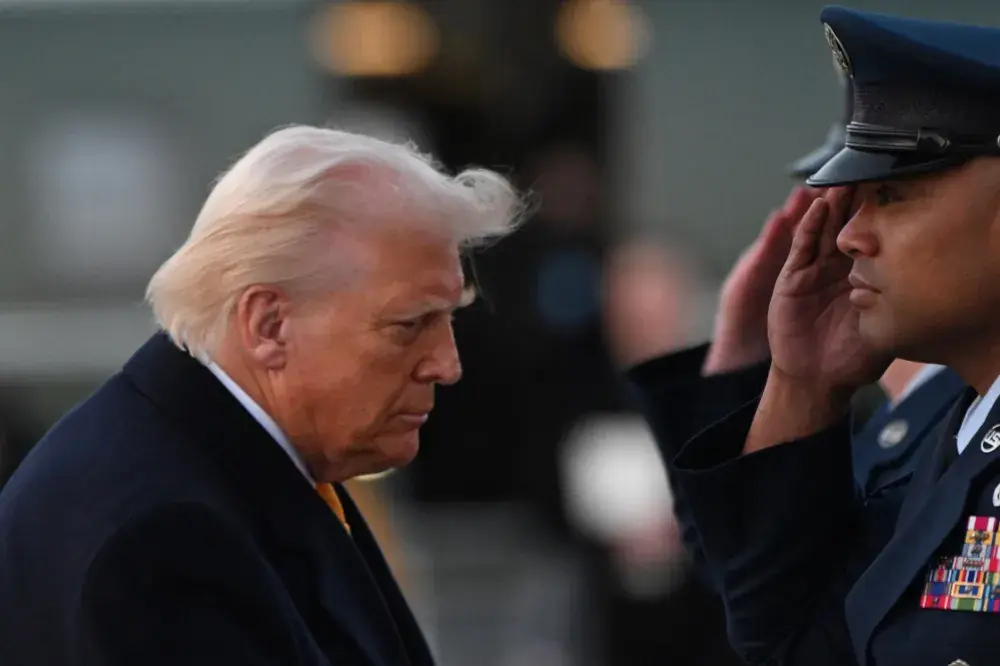 Ex-Navy Secretary: Trump’s Trans Military Purge Is Rushed, Brutal | Opinion