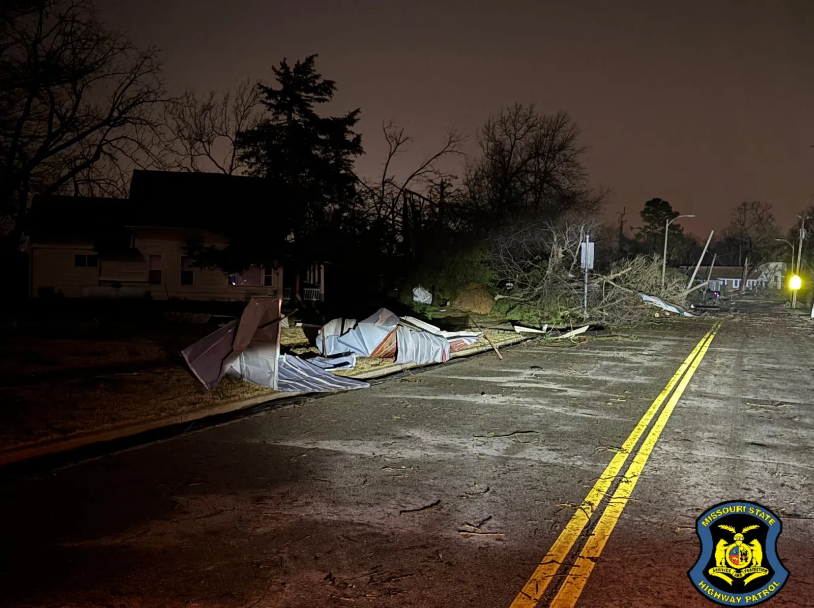Deadly Tornadoes Tear Through Midwest - Newsweek