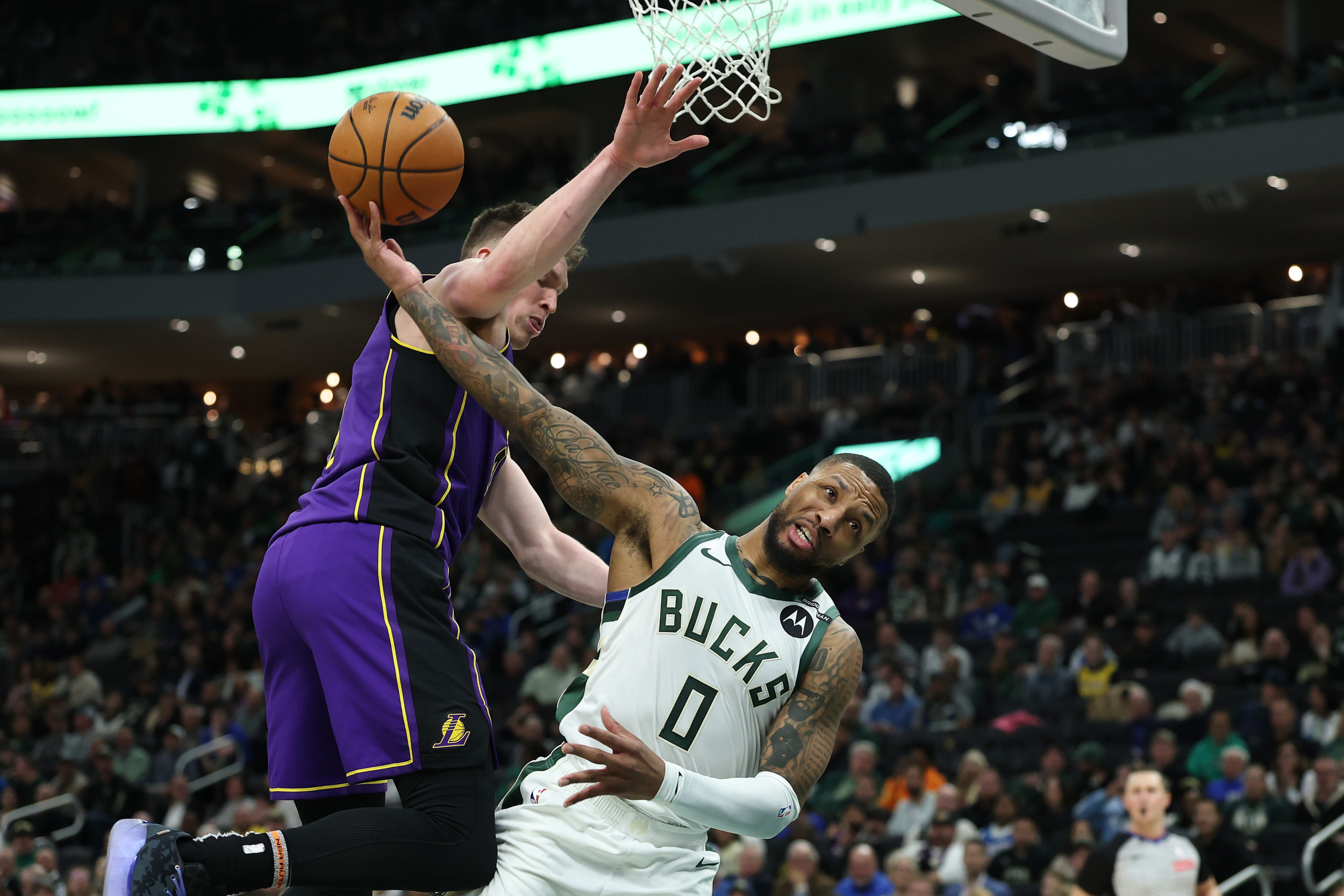 Bucks' Damian Lillard Injury Status Downgraded Ahead of Matchup vs Lakers -  Newsweek, image size:2500x1667