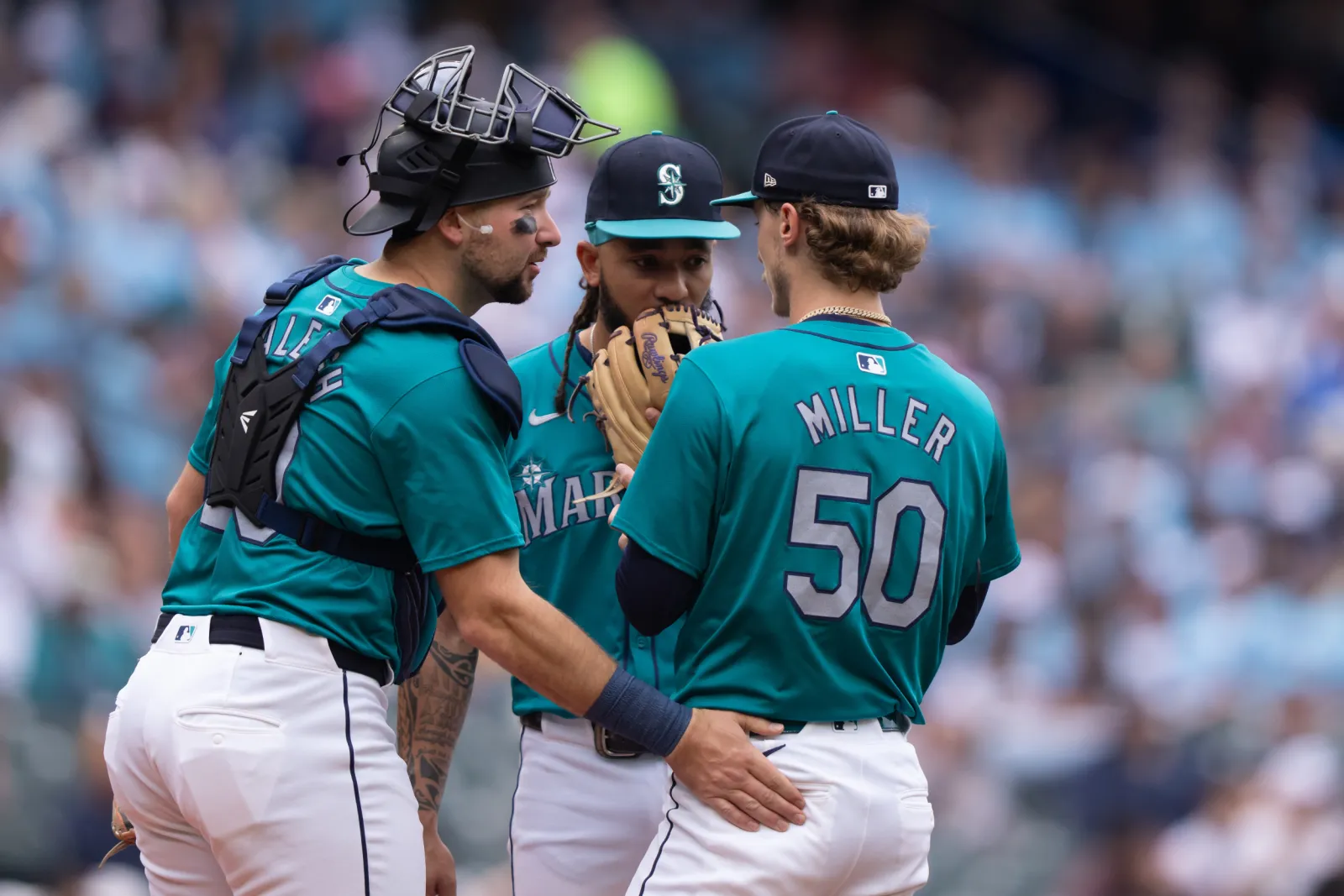 Cal Raleigh to Sign $105 Million Contract, Delay Free Agency: Reports ...