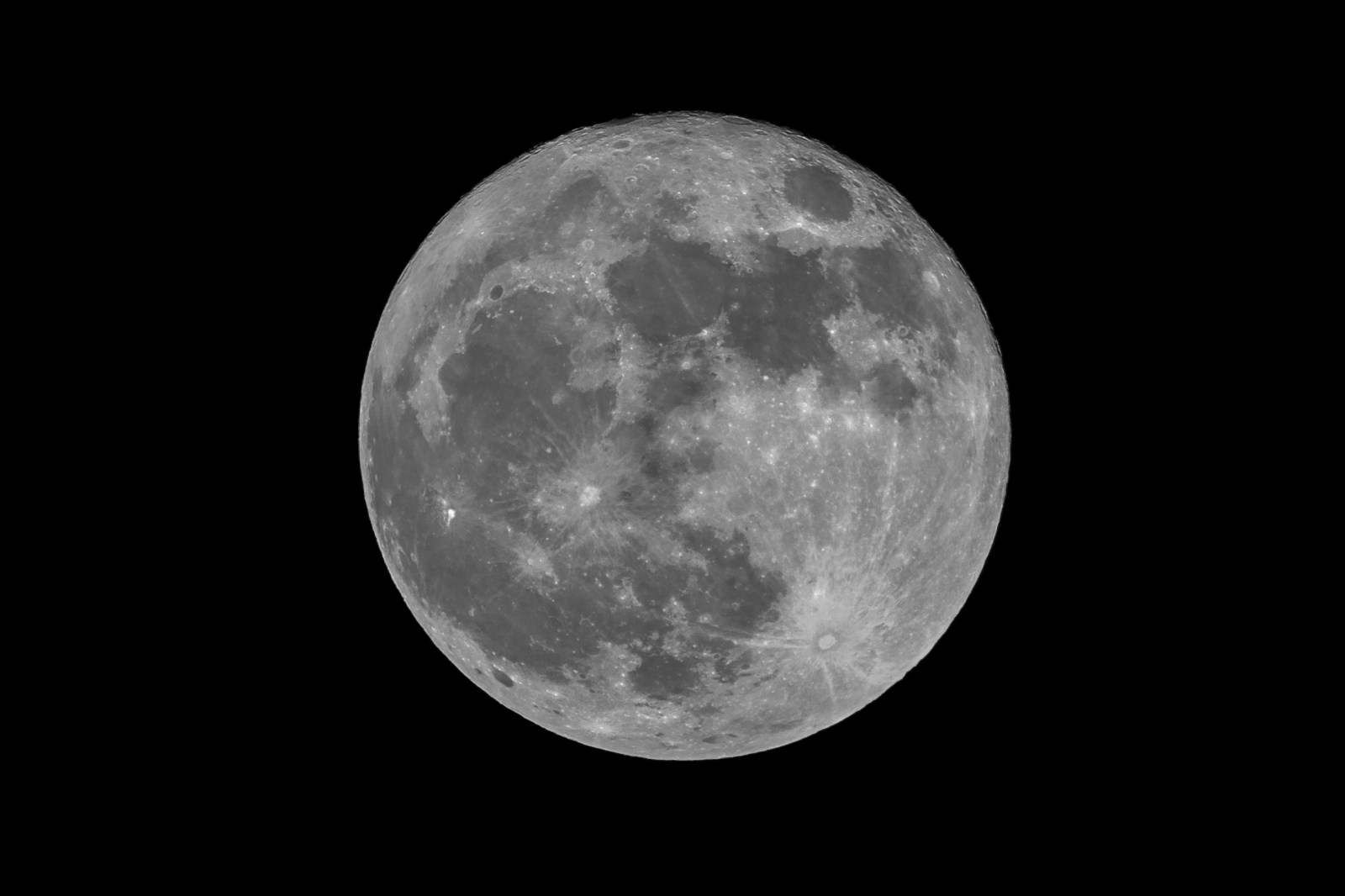 America’s 21st Century ‘Moonshot’ Needs the Moon | Opinion