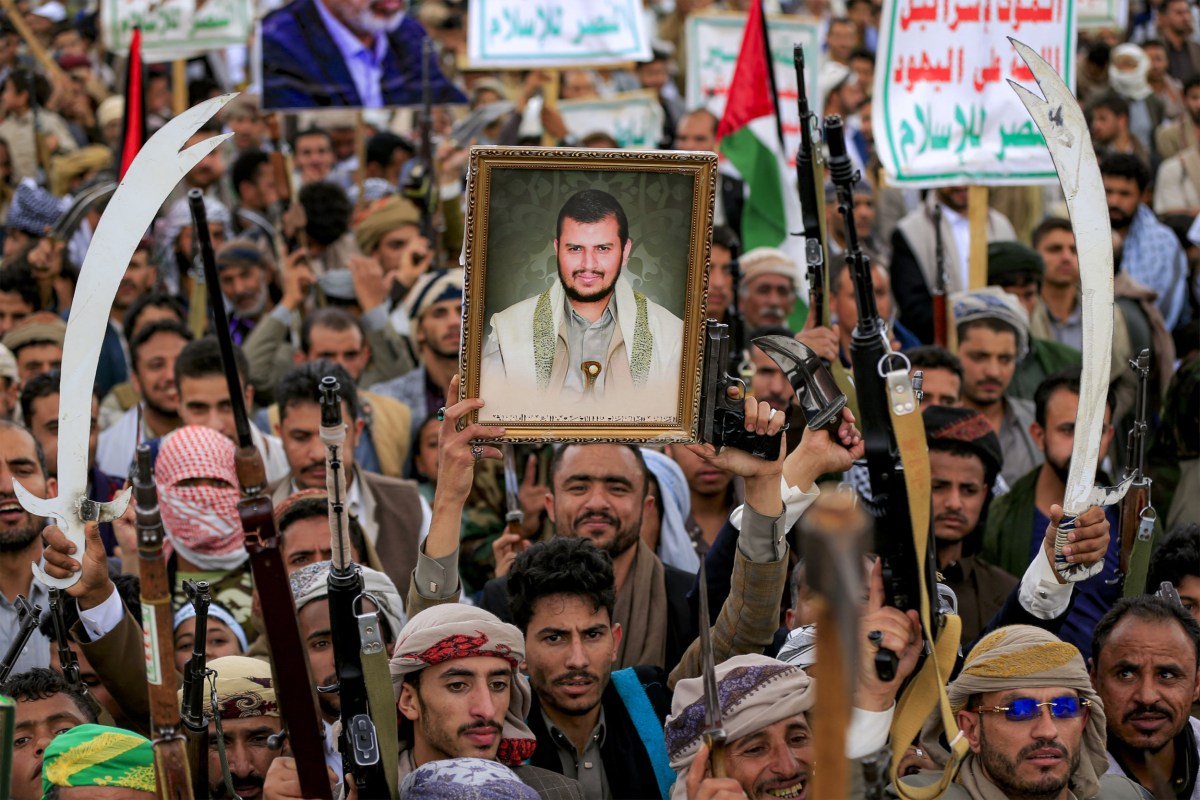 One Month of US Airstrikes Fails to Stop Houthi Attacks - Newsweek
