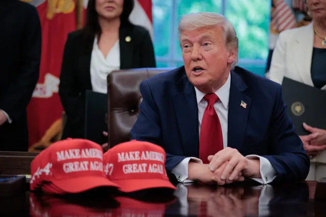 Poll Delivers Trump Bad News on Economy - Newsweek