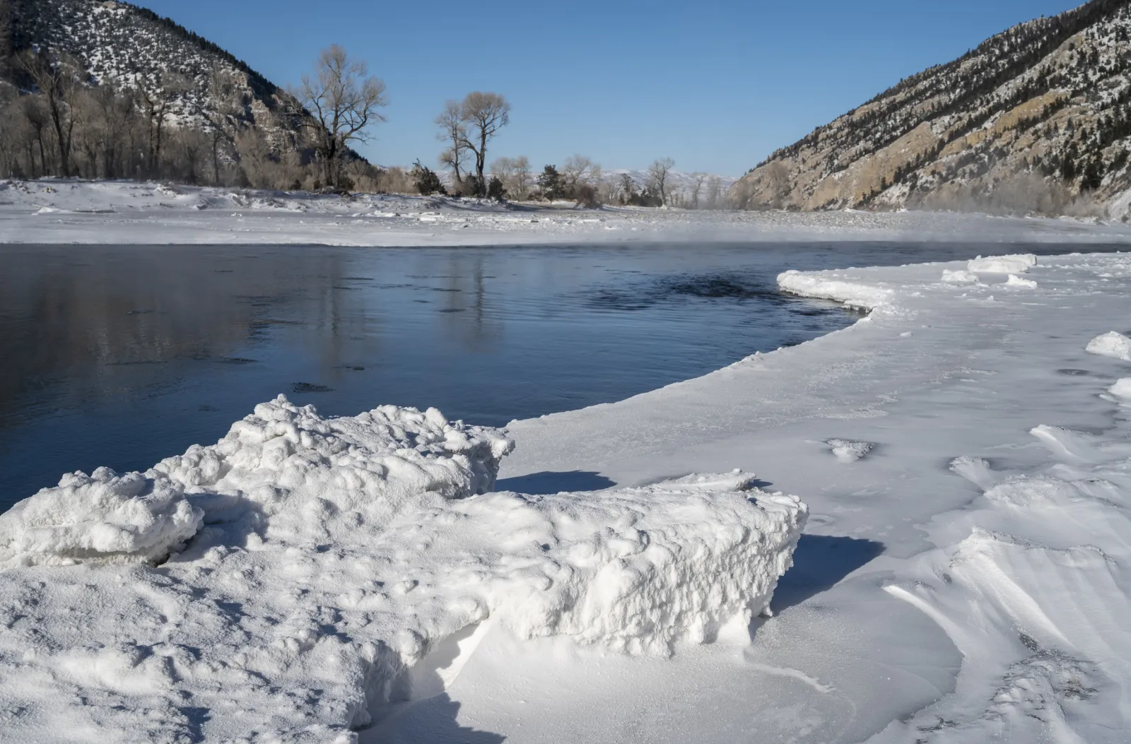 Montana Faces 3 Feet of Snow As Winter Storm Warnings Issued - Newsweek