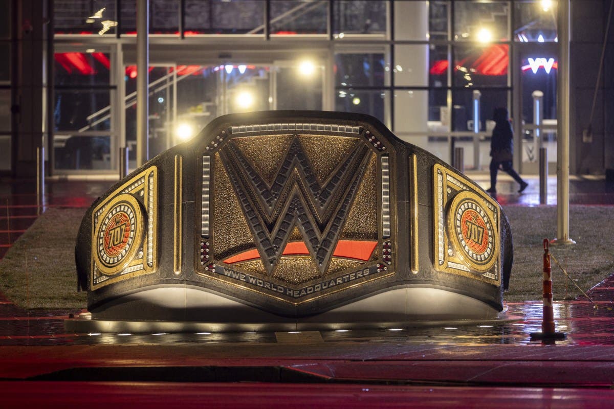 WWE Superstar Announces Surprising Departure