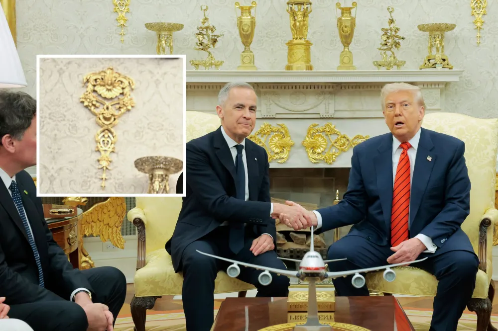 What Are Those Gold Medallions Trump Keeps Adding to the Oval Office ...