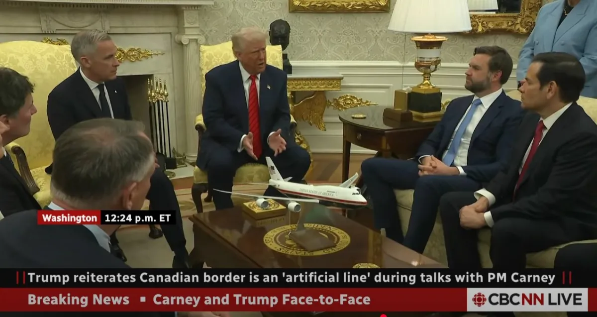 What Are Those Gold Medallions Trump Keeps Adding to the Oval Office ...