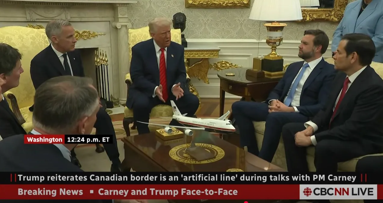 What Are Those Gold Medallions Trump Keeps Adding to the Oval Office ...