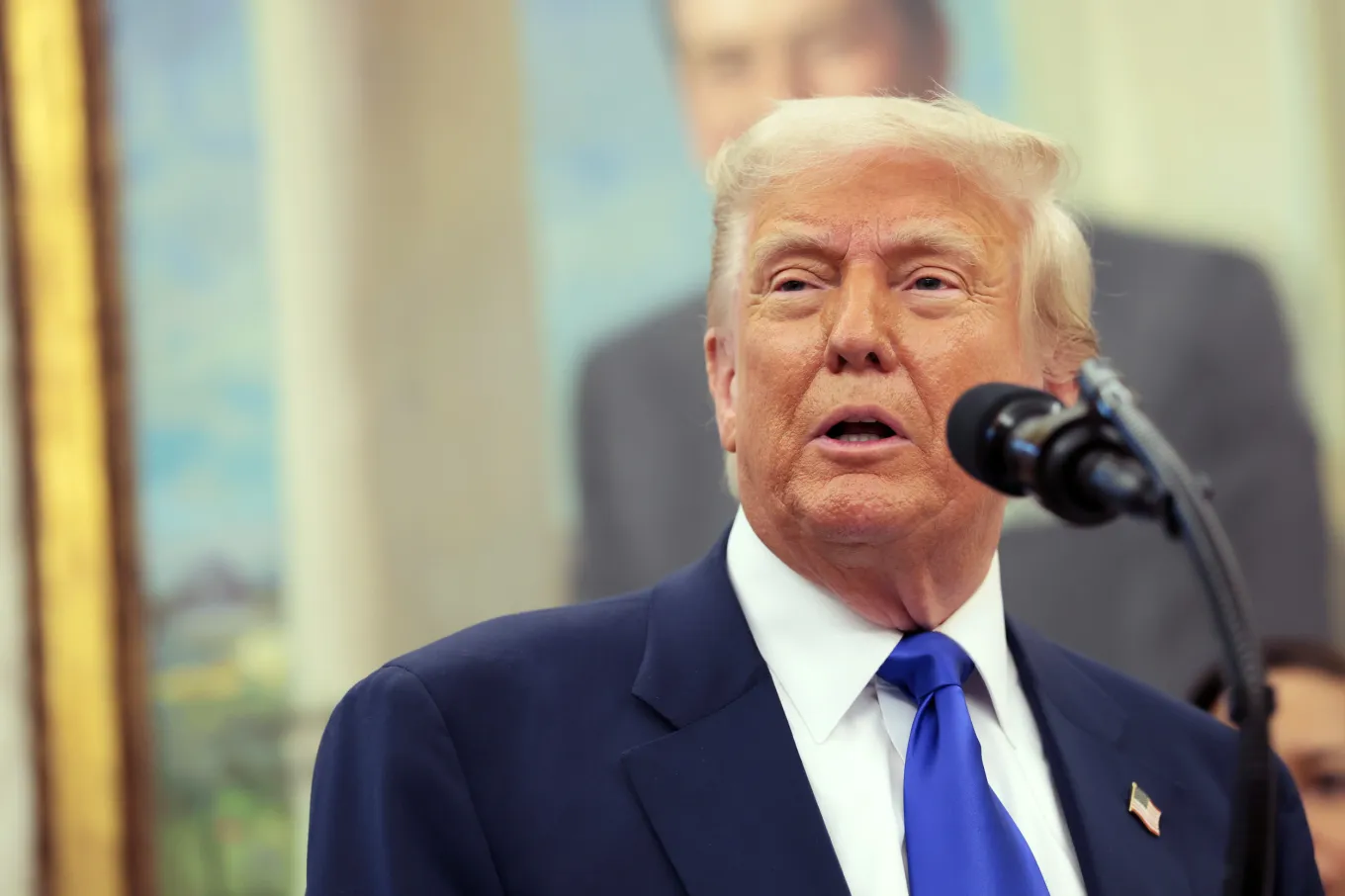 Donald Trump Set to Announce New Trade Deal With Britain: Report - Newsweek