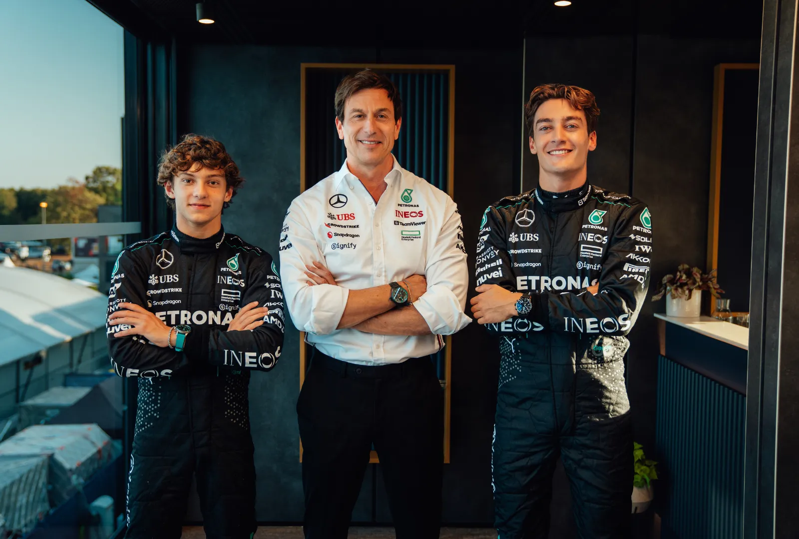 F1 Racer George Russell Has Risky Hobbies Toto Wolff Doesn't Like - Newsweek