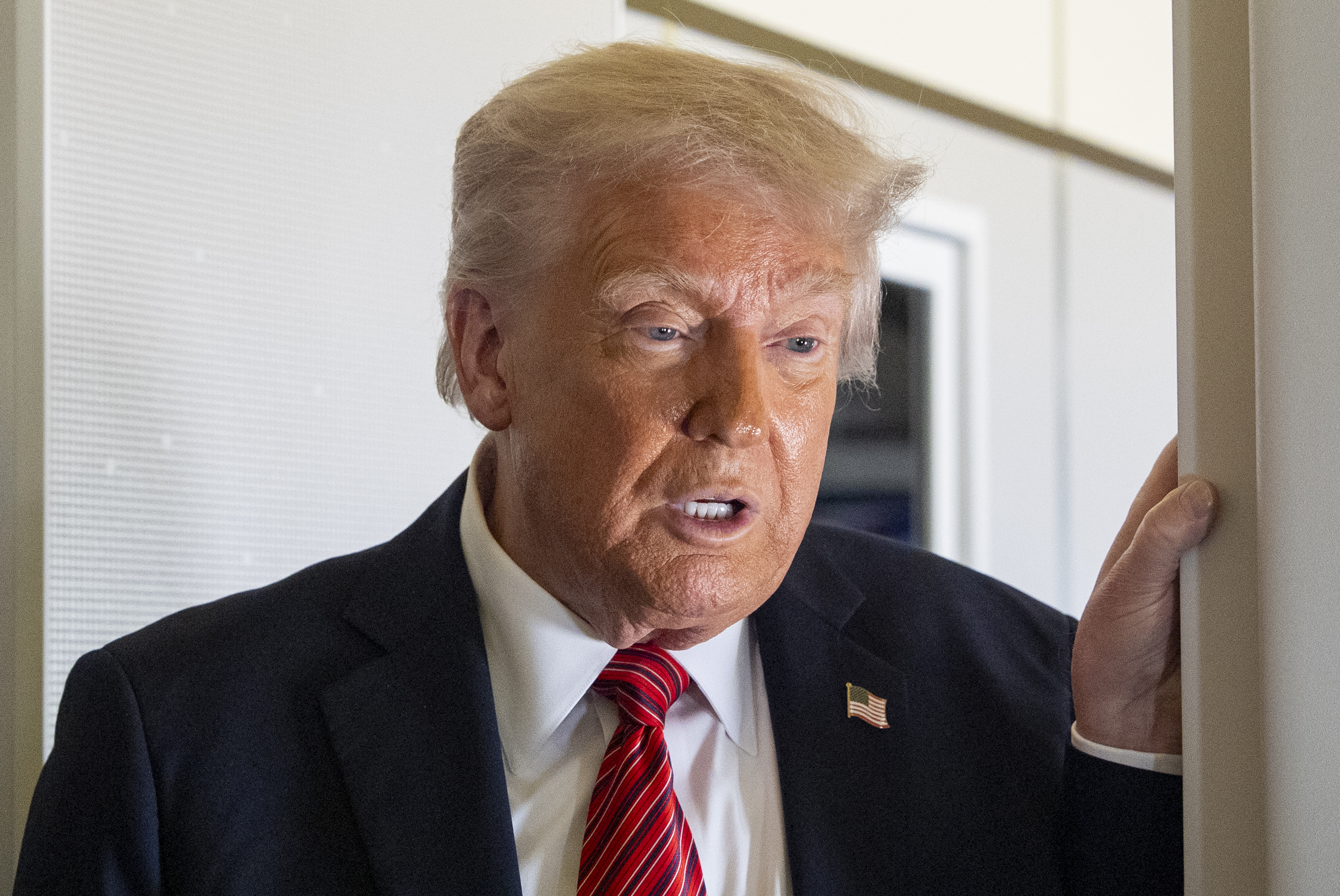 How Trump's New Air Force One Dispute Could End in the Supreme