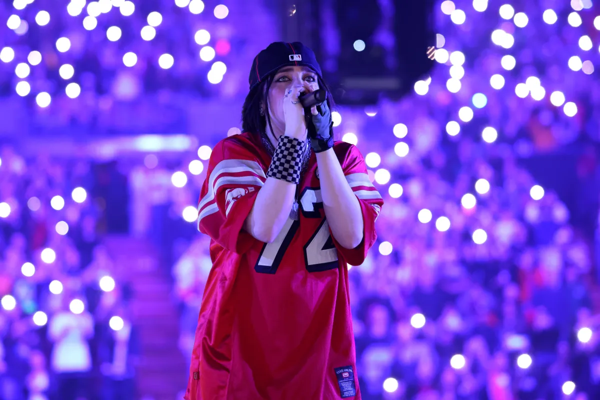 Ariana Grande Incident 5 shocking moments fans went too far Newsweek