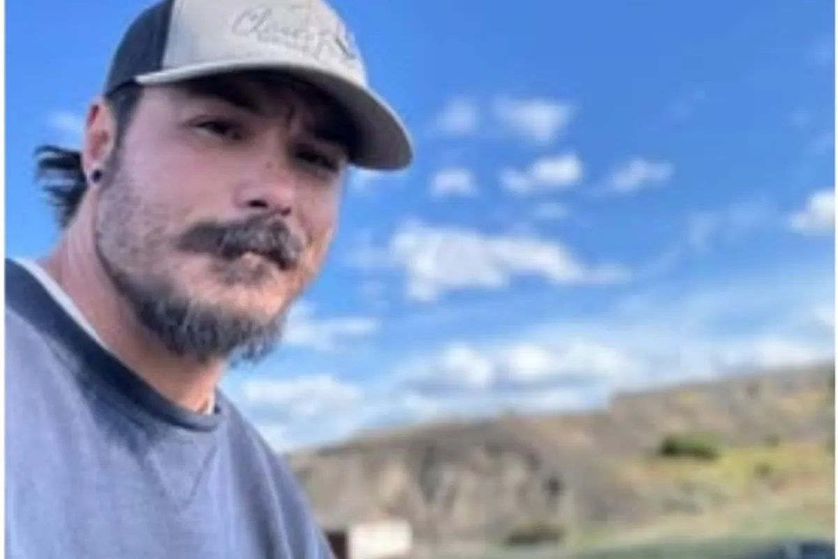 Travis Decker Update: New Lead Emerges in Manhunt for Triple Murder ...