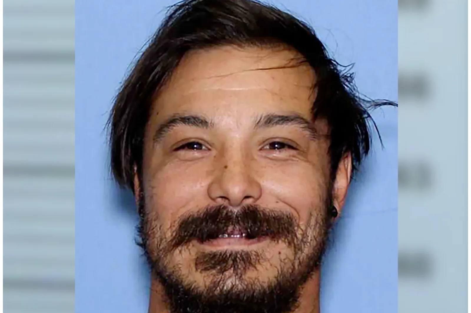 Father Accused of Killing Daughters Could Be Traveling to Canada ...
