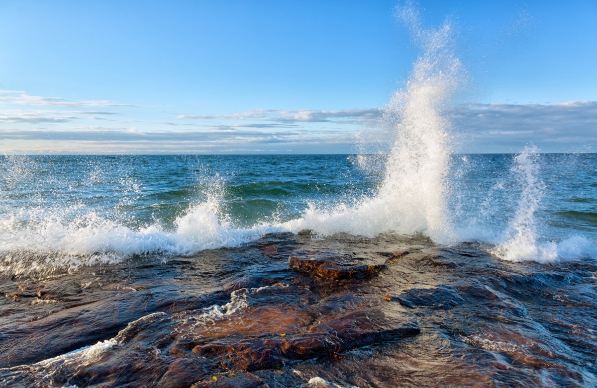 Map Shows Beaches Impacted by Great Lakes Warning - Newsweek