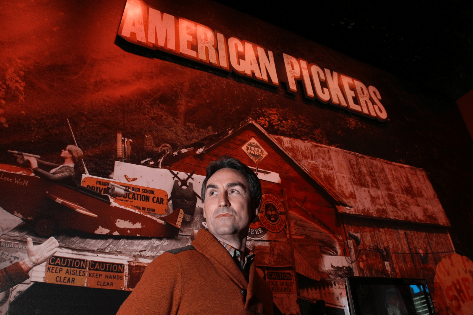 2667650-mike-wolfe-american-