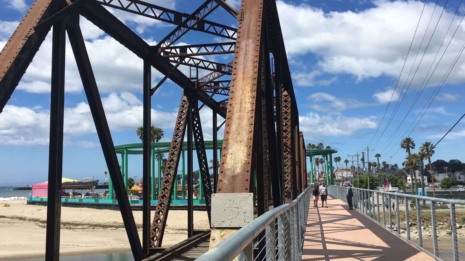 Santa Cruz County Rail Project Could Cost $200 Million Per Mile - Newsweek
