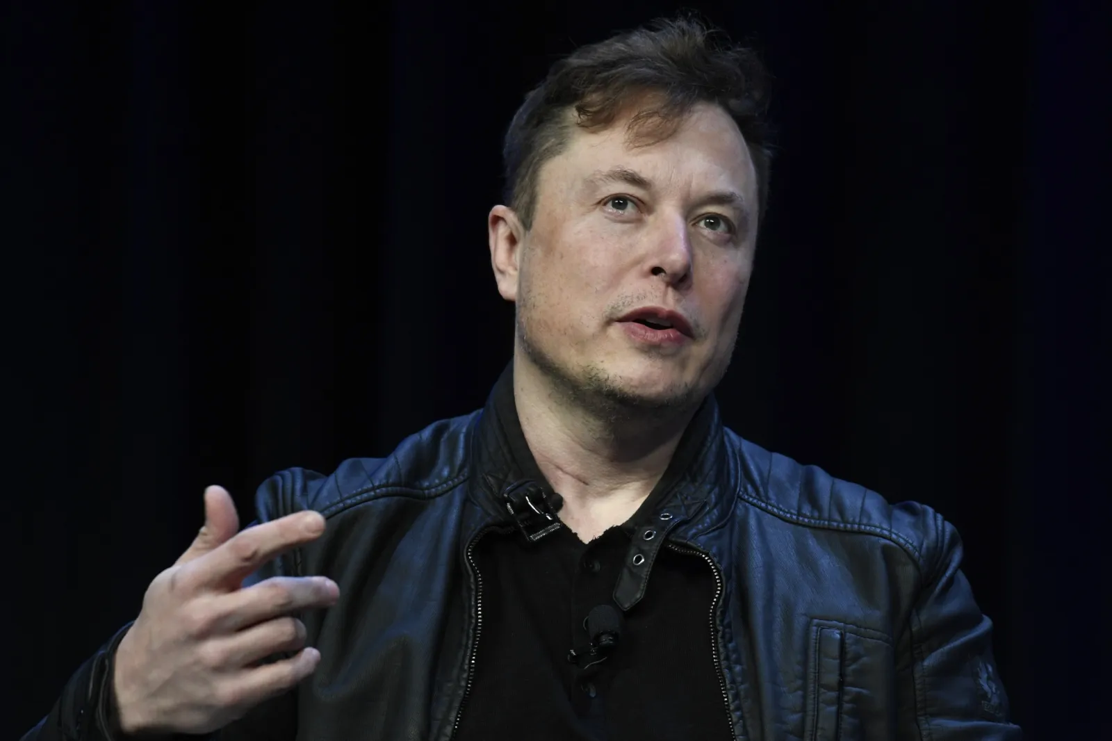 Iran Threatens to Flog Elon Musk’s Starlink Users