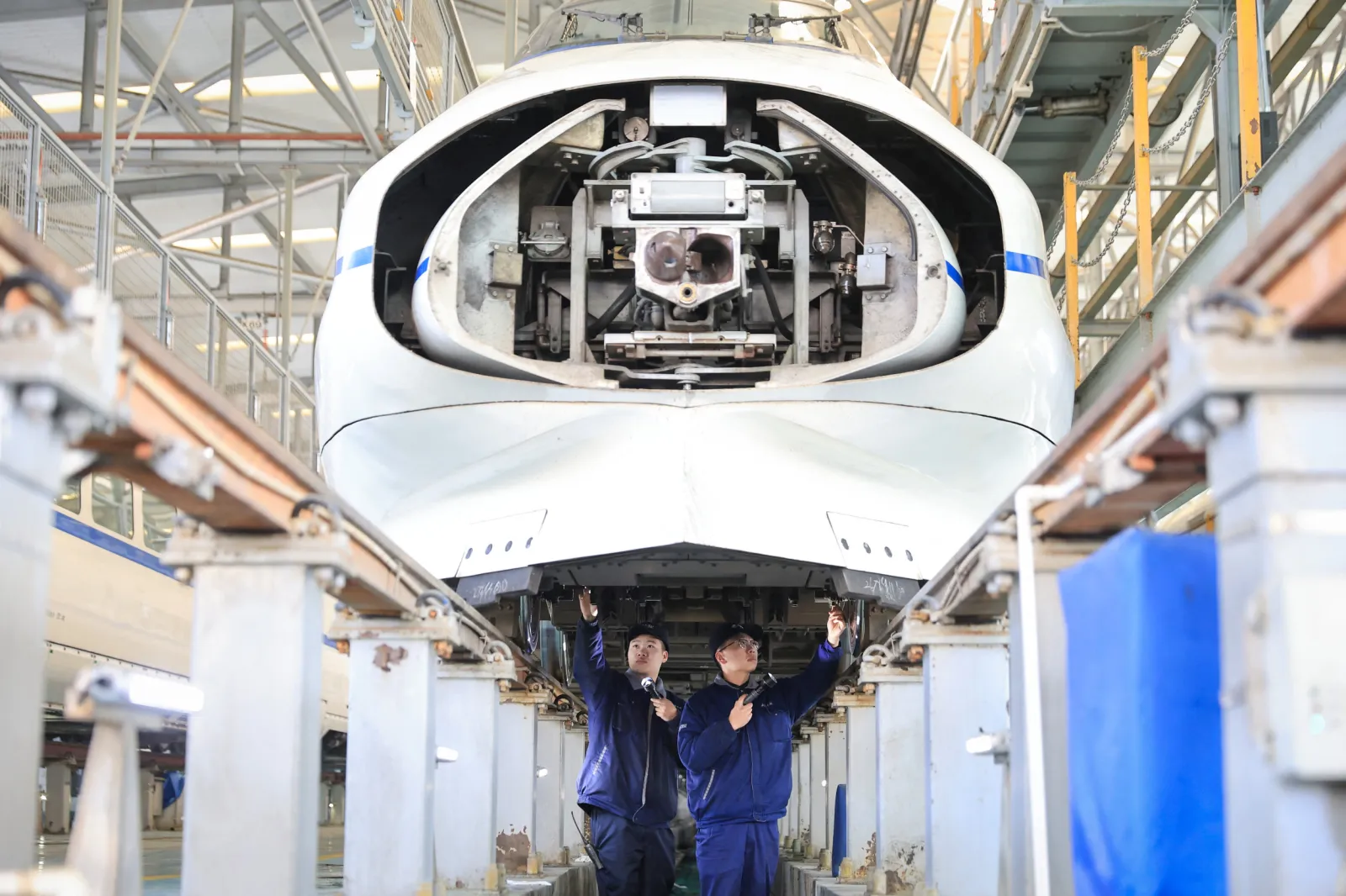 Mag Rails China China’s Astonishing Maglev Train Is Faster Than Most Planes - Newsweek