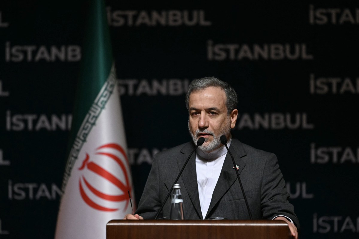 Iran gets diplomatic boost from China in challenge to US - Newsweek