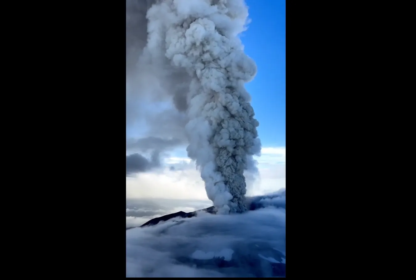 Video Shows Volcano Erupt for First Time in 600 Years - Newsweek