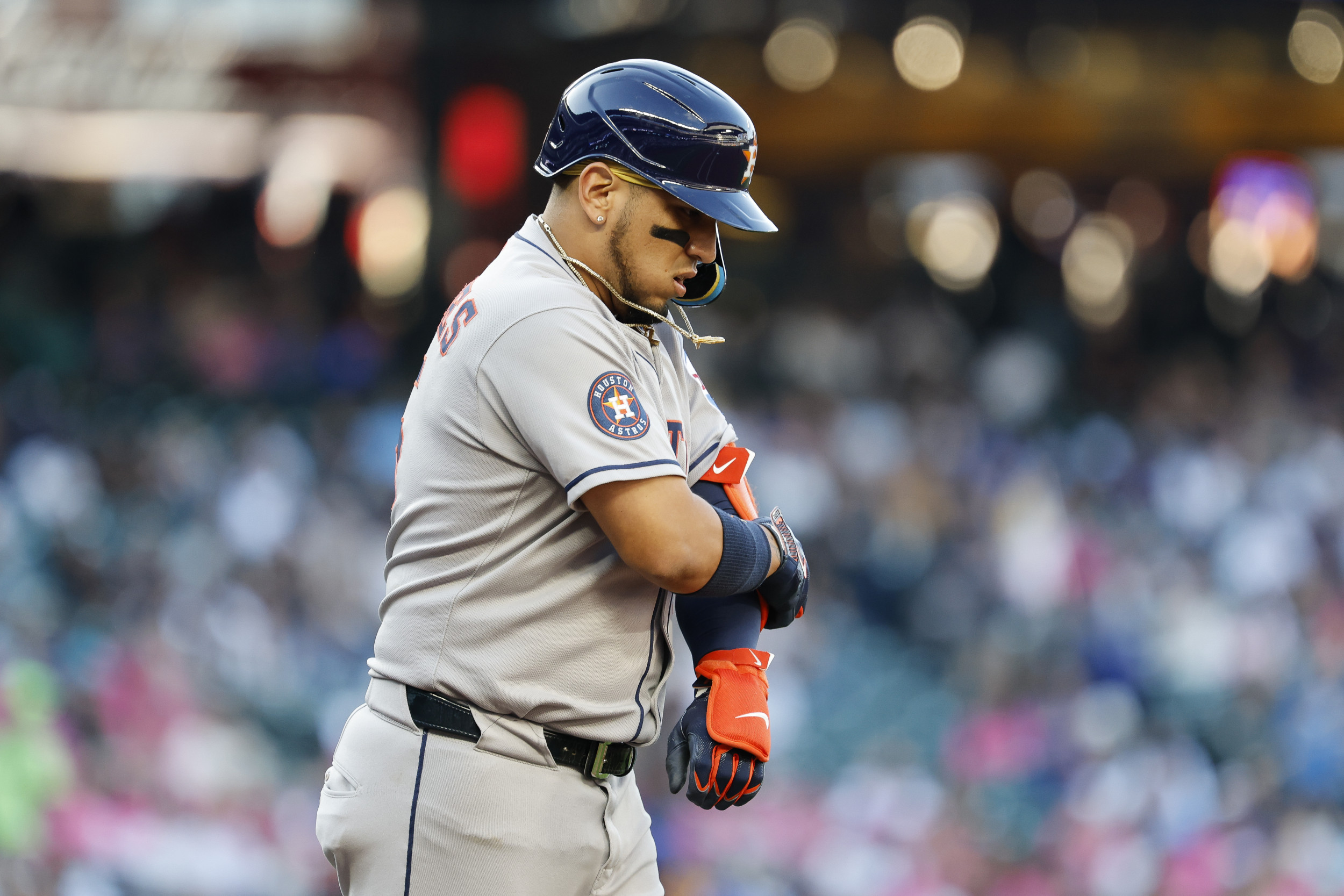 Astros GM Dana Brown Drops Bombshell Isaac Paredes Injury Update - Newsweek