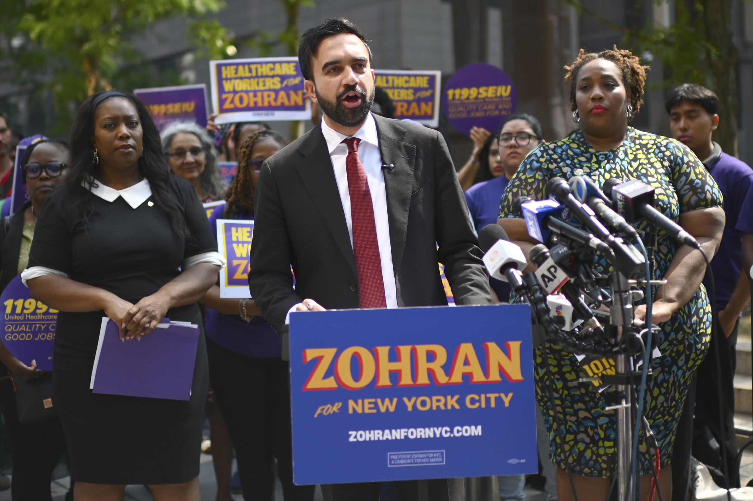 Zohran Mamdani Rips Cuomo After Report That He Spoke With Trump