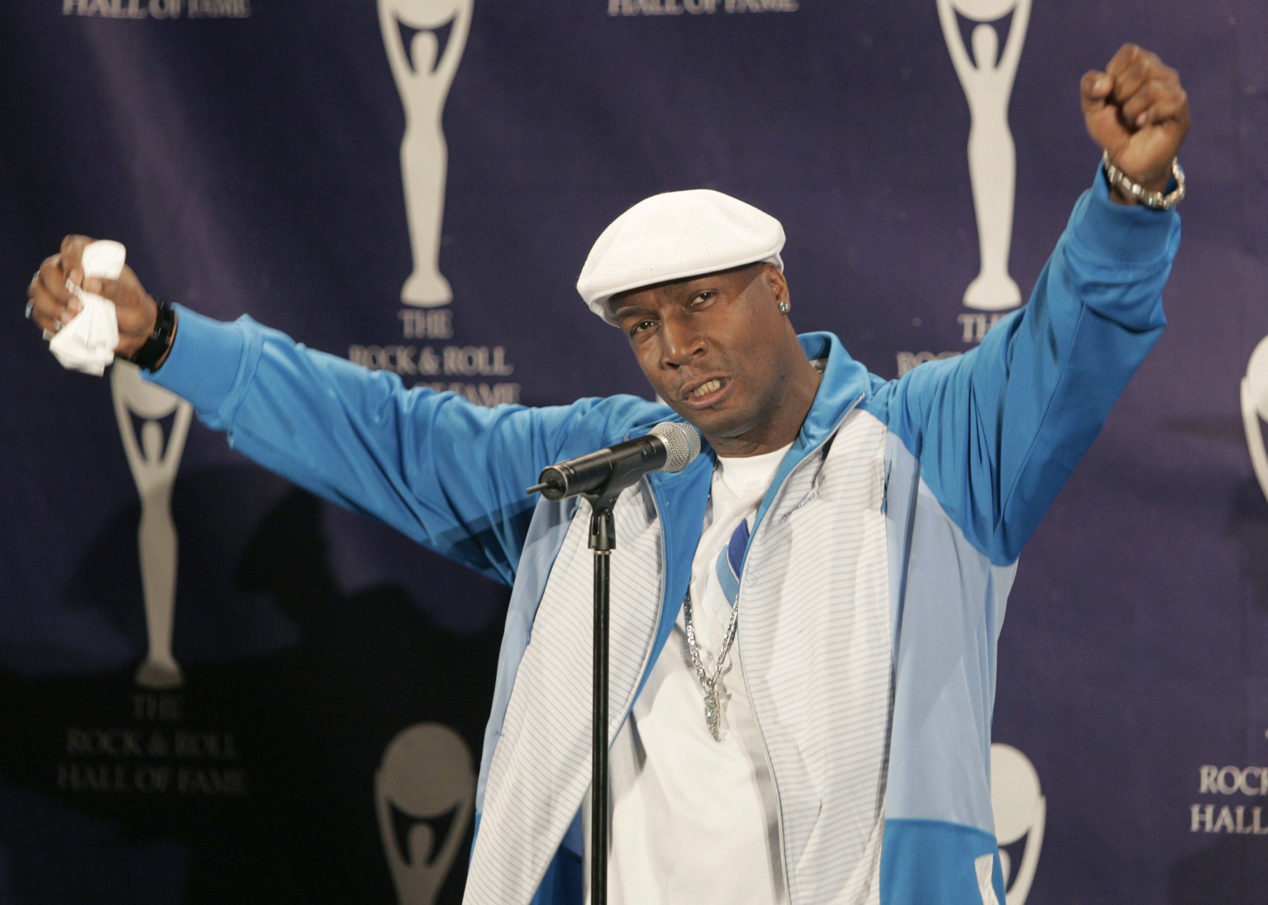 Grandmaster Flash Finally Addresses the Grandmas Who Keep