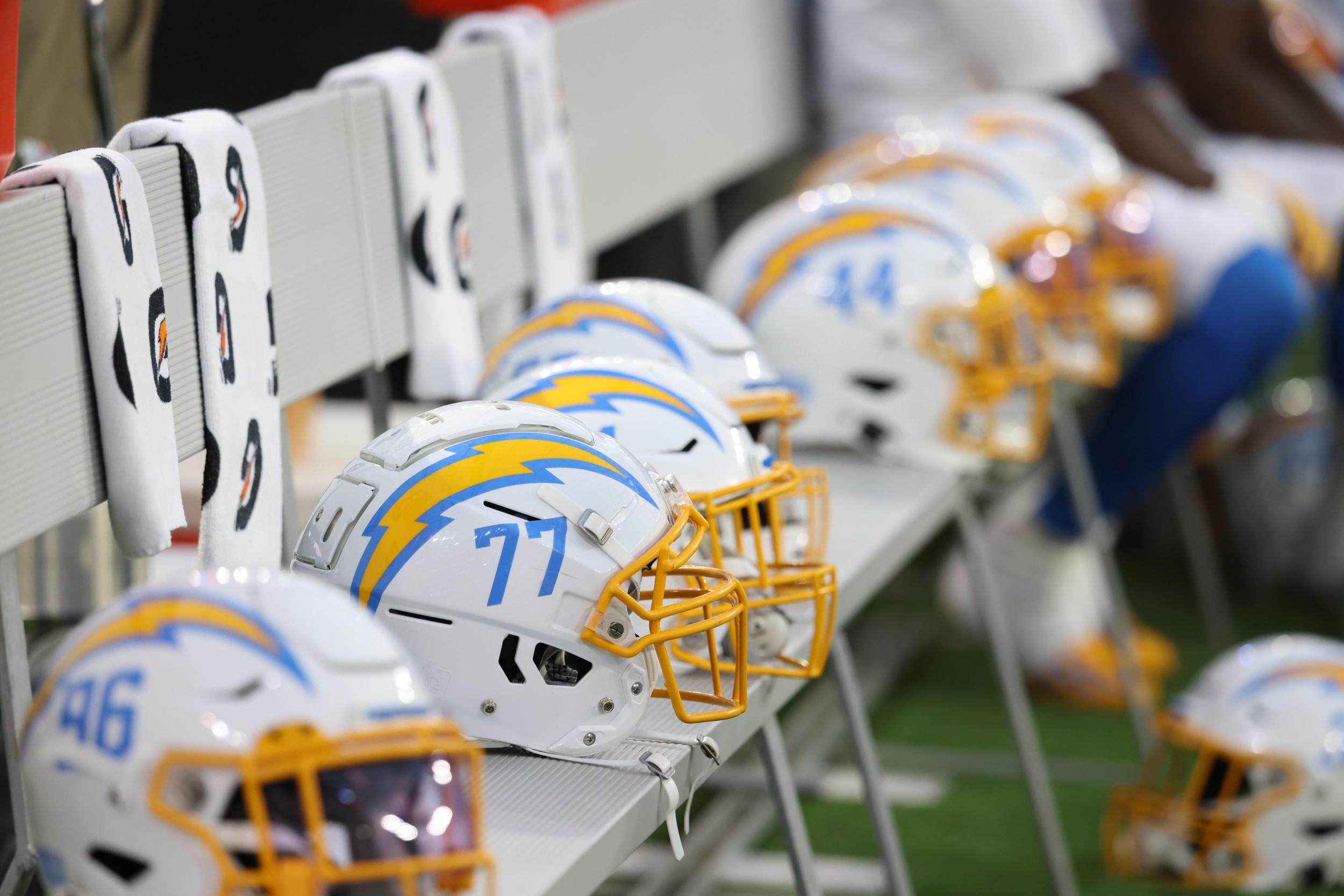 Report: Chargers Cut Super Bowl Champion Ahead of Free Agency