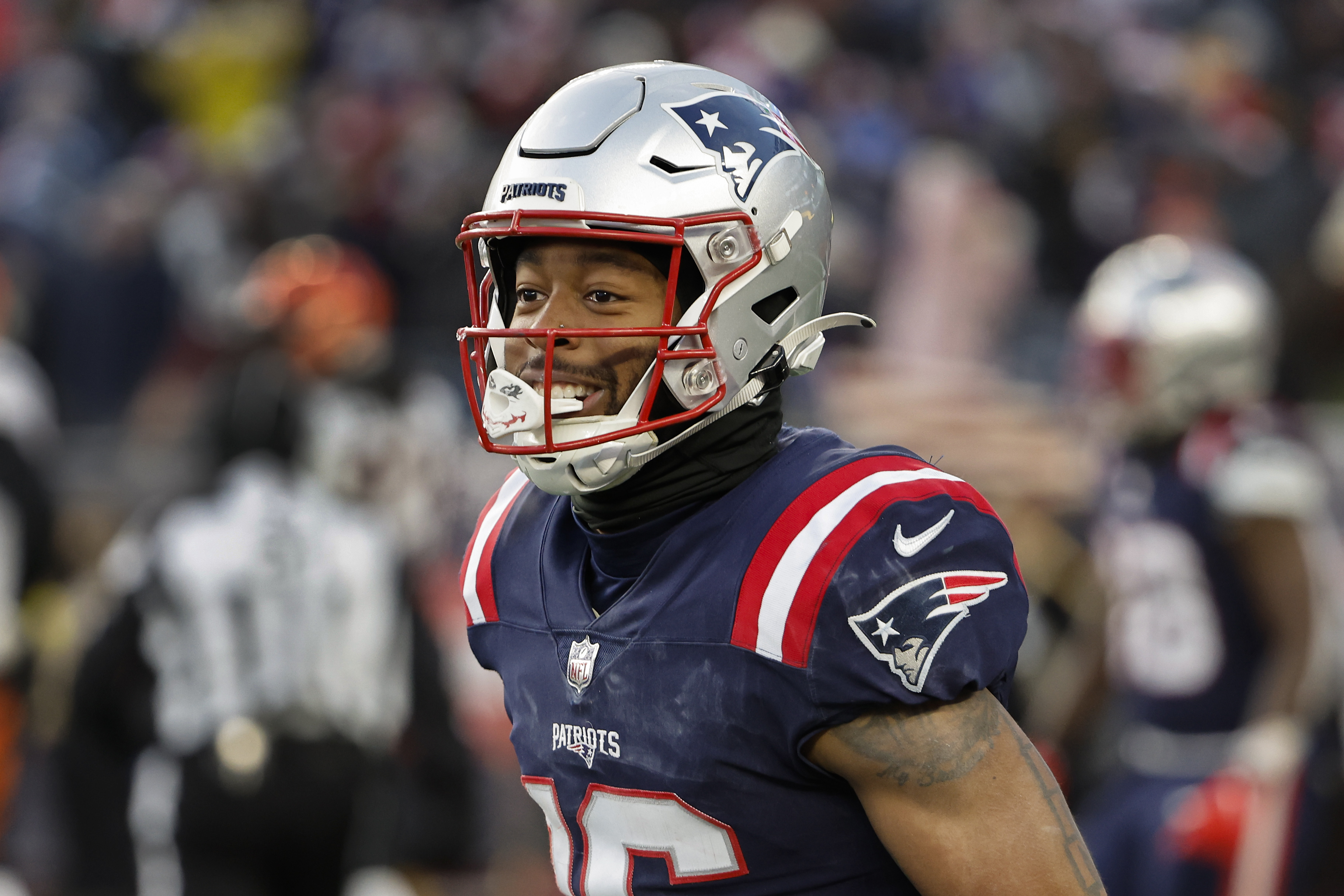 Patriots Blockbuster Trade Idea Brings $33 Million Fan Favorite Back to New England - Newsweek