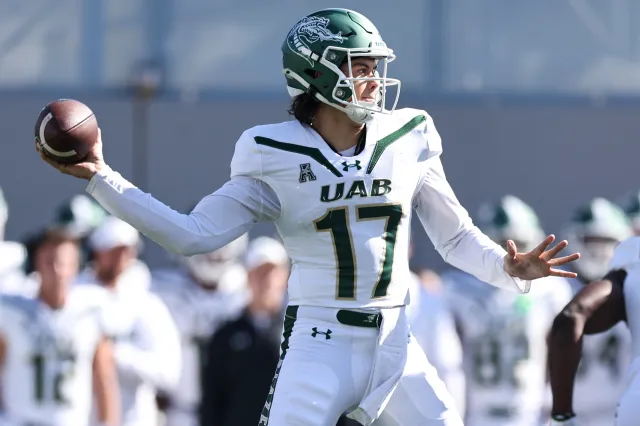 How to Watch Alabama State vs UAB: Live Stream NCAA College Football ...