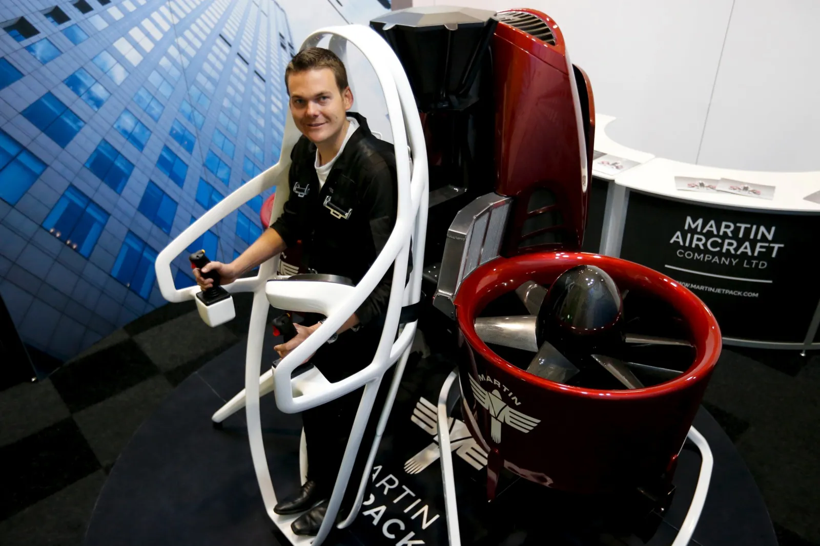 Lockheed Jetpack World’s First Commercial Jetpack, Priced Around $150,000, Set for 2016 ...