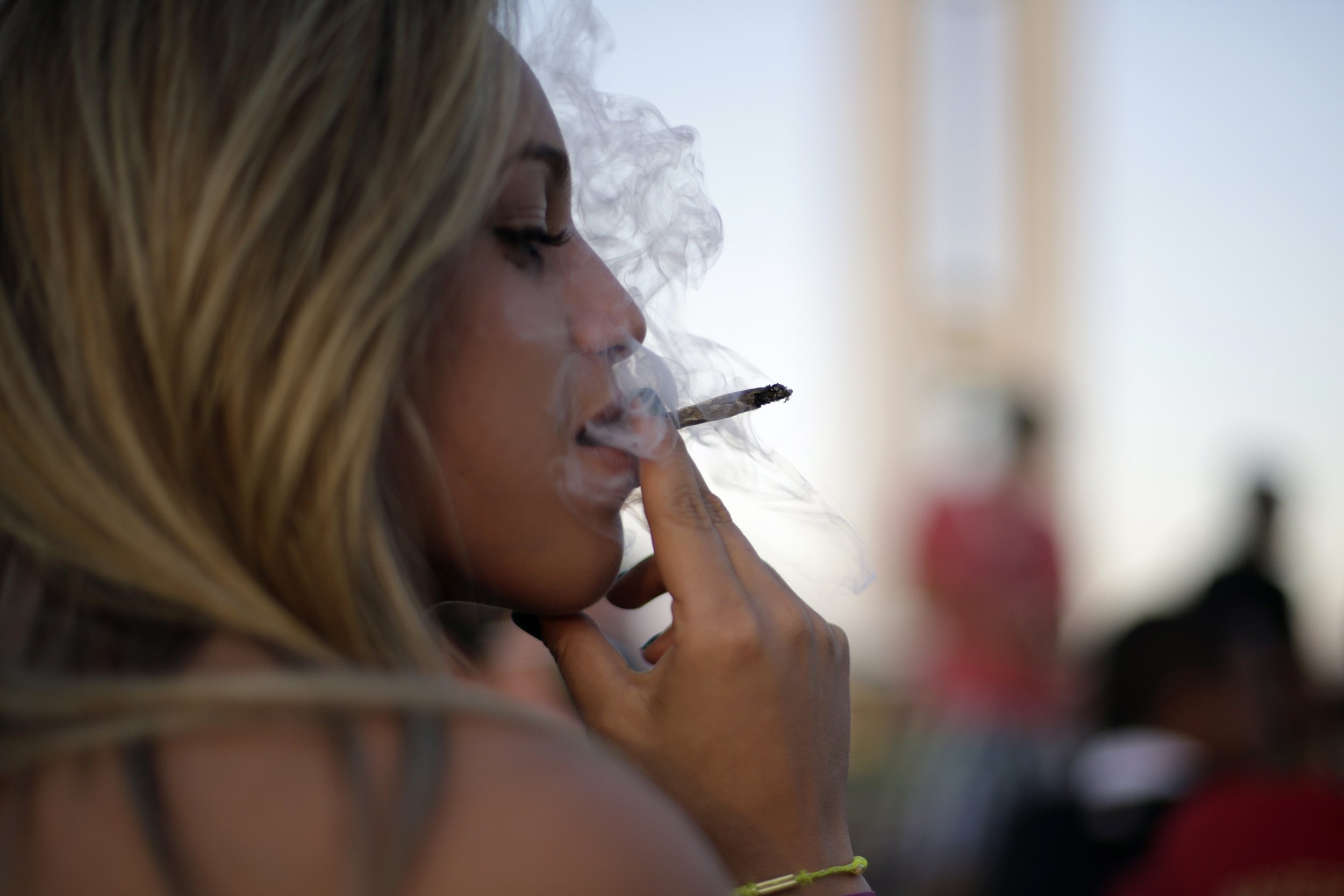 how many cigarettes a day is considered a light smoker If You're a Social Smoker You're Still Putting Your Lungs at Risk