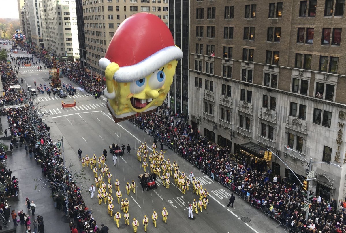 New York Police Using Sand-Filled Trucks to Protect Thanksgiving Parade ...