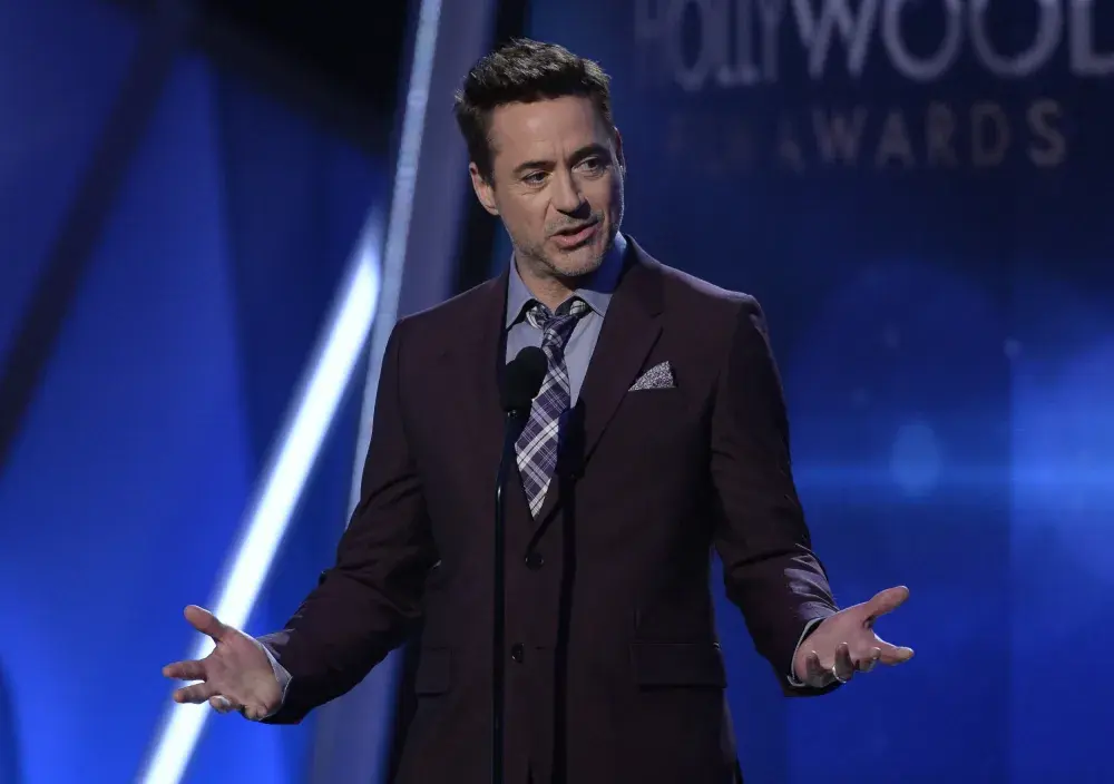 Actor Robert Downey Jr. Pardoned for 1990s Offenses