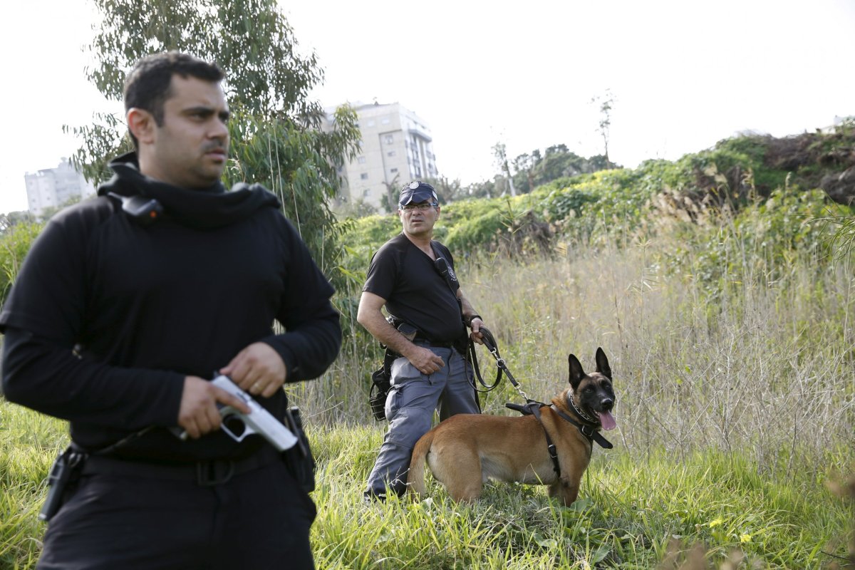 Israeli Police Shoot Dead Suspected Tel Aviv Gunman - Newsweek