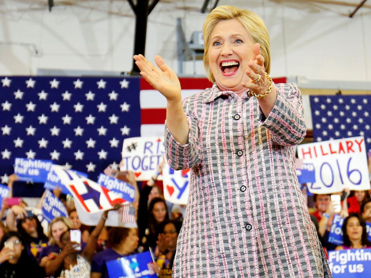 Hilary Rico Clinton Inches Closer to Nomination With Puerto Rico Primary Win - Newsweek