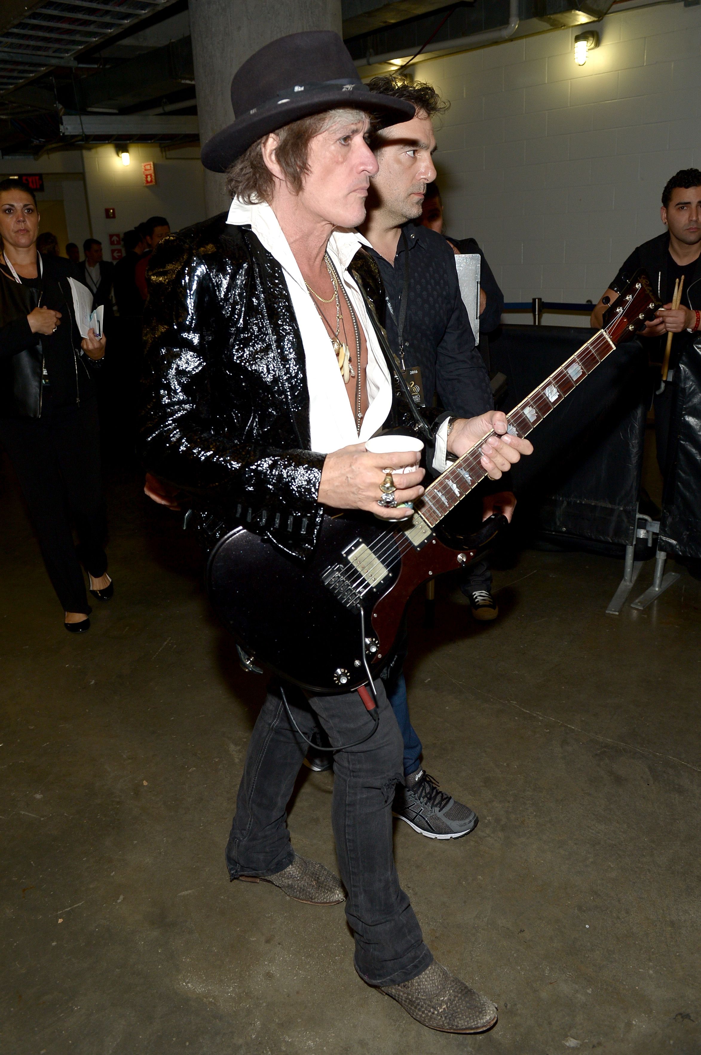 Aerosmith Guitarist Joe Perry Hospitalized After Collapsing