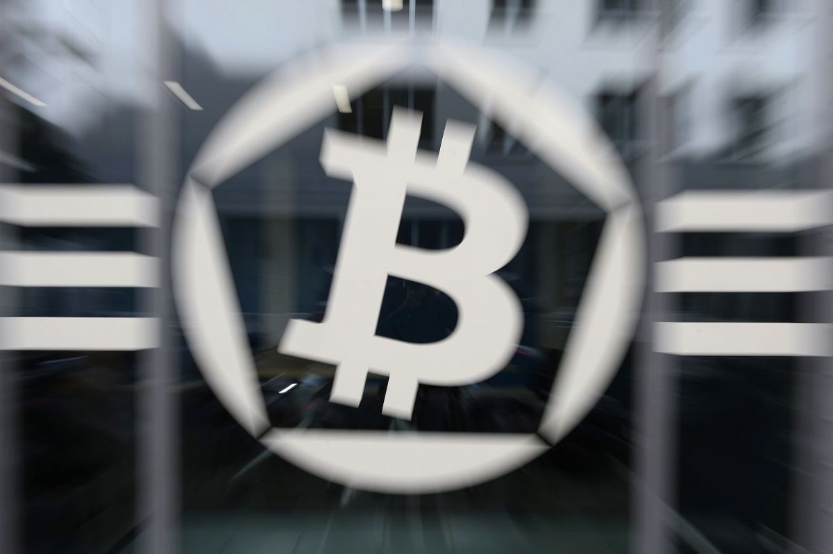 Major Broker Adds Bitcoin to Its Books - Newsweek