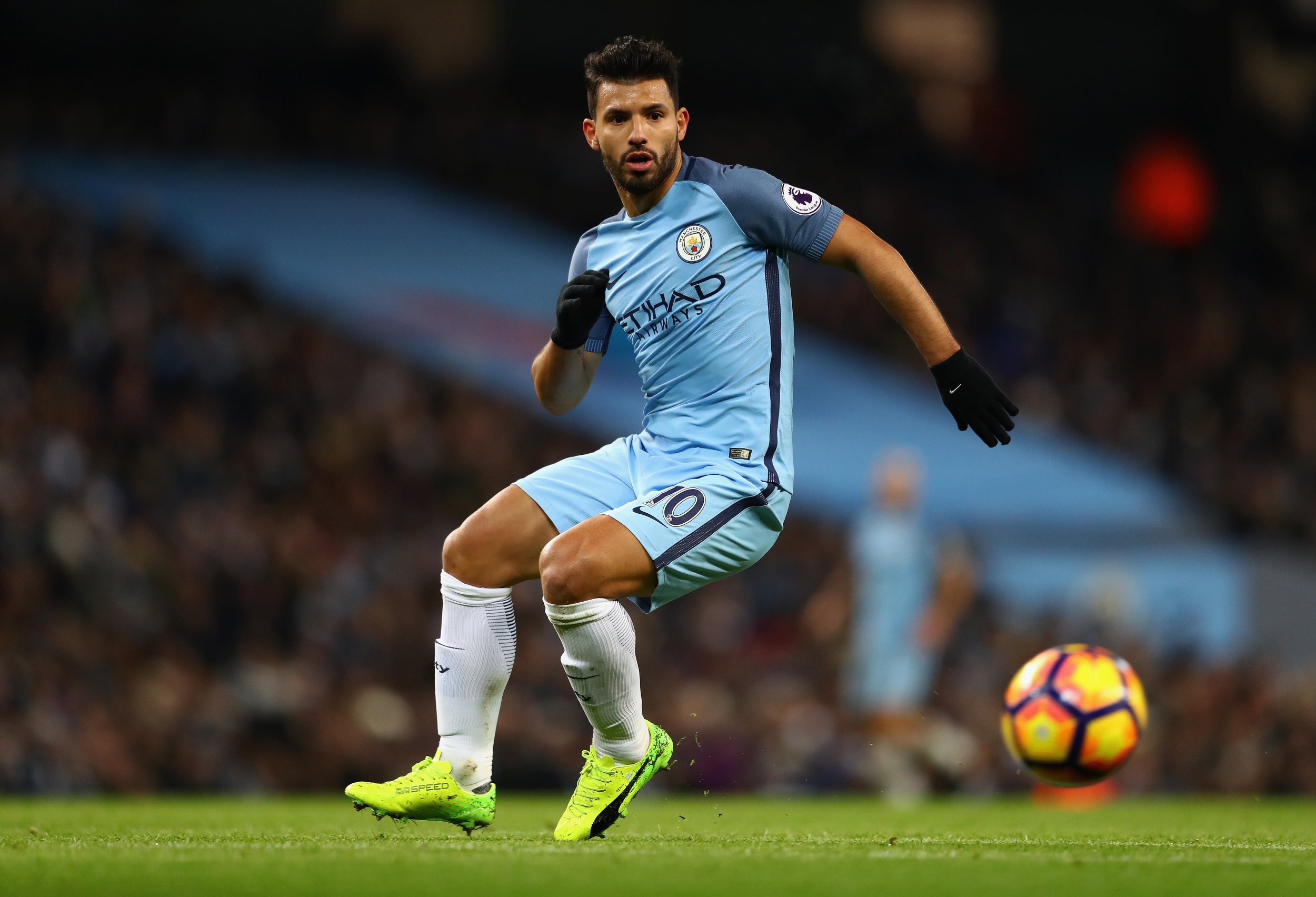 556062-manchester-city-striker