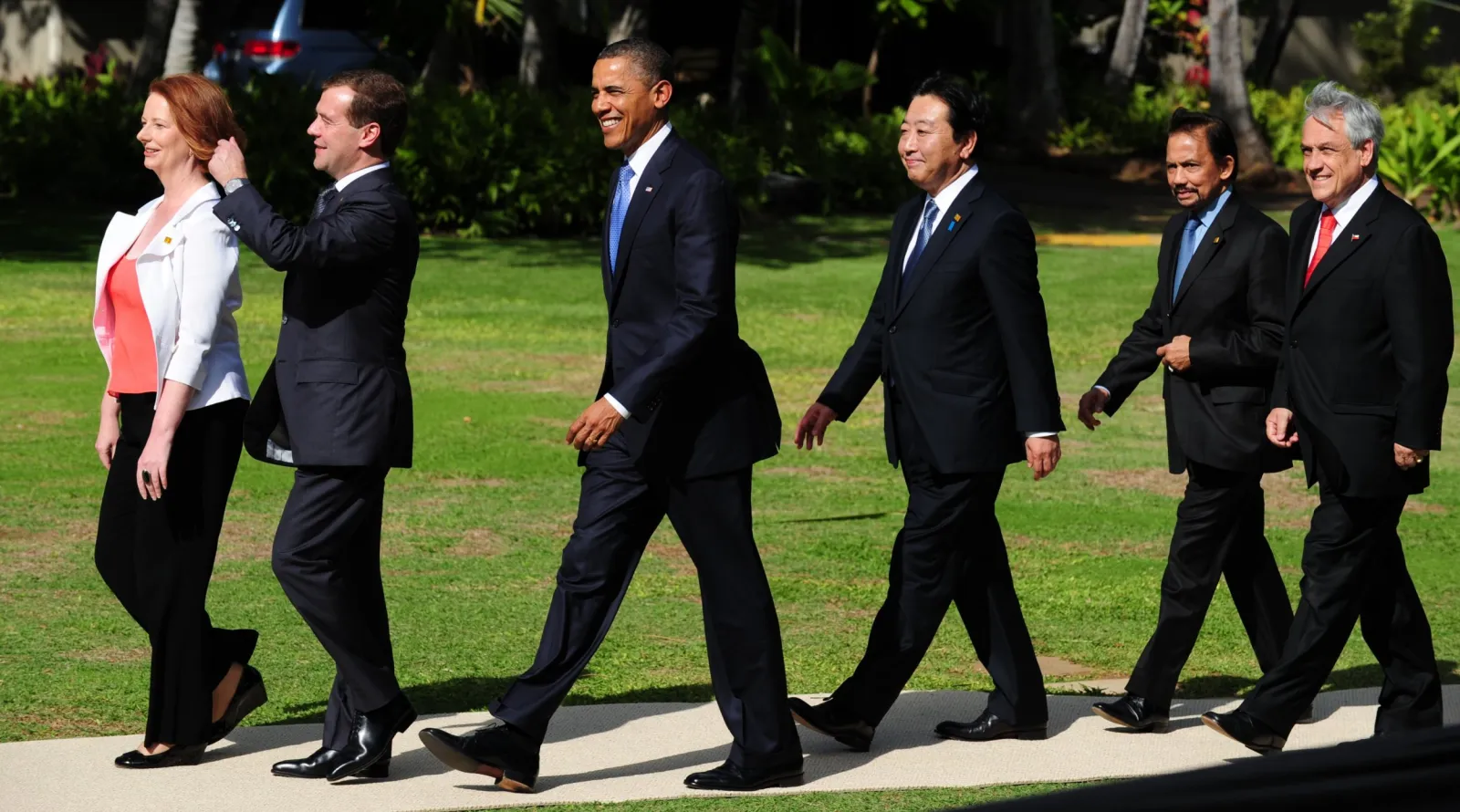 Trump Latest Fashion Victim of Annual Dress-Up Photo Op at Economic ...