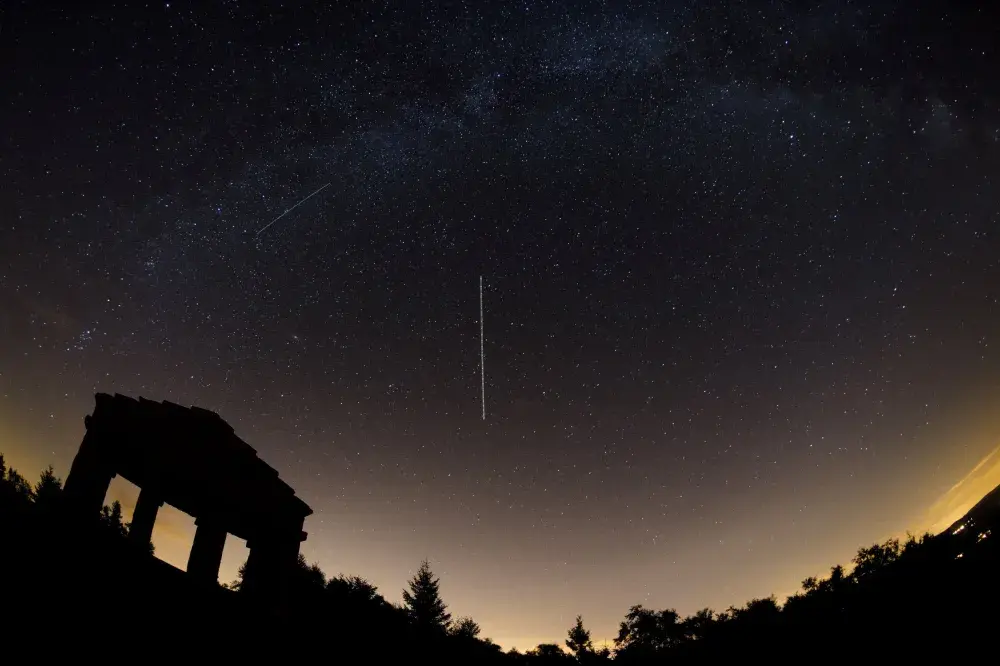 Watch Live Stream: Bus-Sized 2018 DV1 Asteroid Will Fly By Earth On Friday