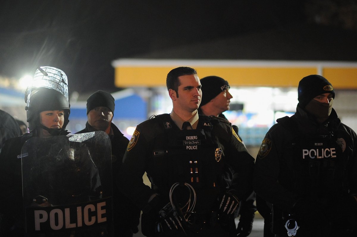 Missouri Officer Shot and Killed Was Sent to Wrong House in Wrong City ...