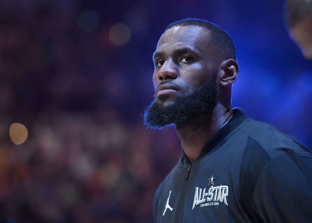 LeBron James vs a Robot: Mechanical Baller Nails Perfect Swish Every ...