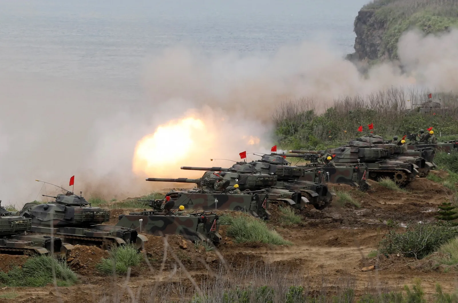 Taiwan Fights Off Chinese Invasion In Mock Warfare Drills - Newsweek