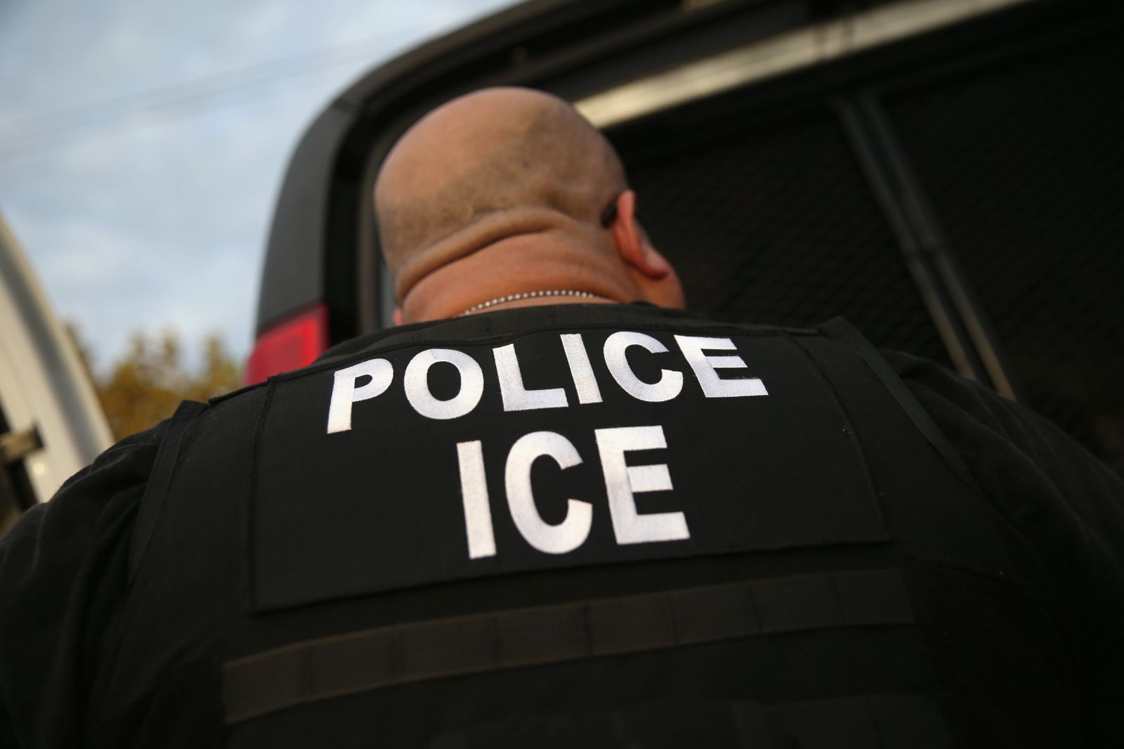 Migrant Dies In ICE Detention In Florida: What To Know - Newsweek