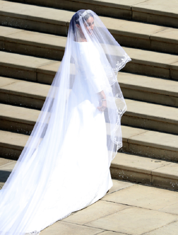 markle wedding dress designer Wedding dress of Meghan Markle