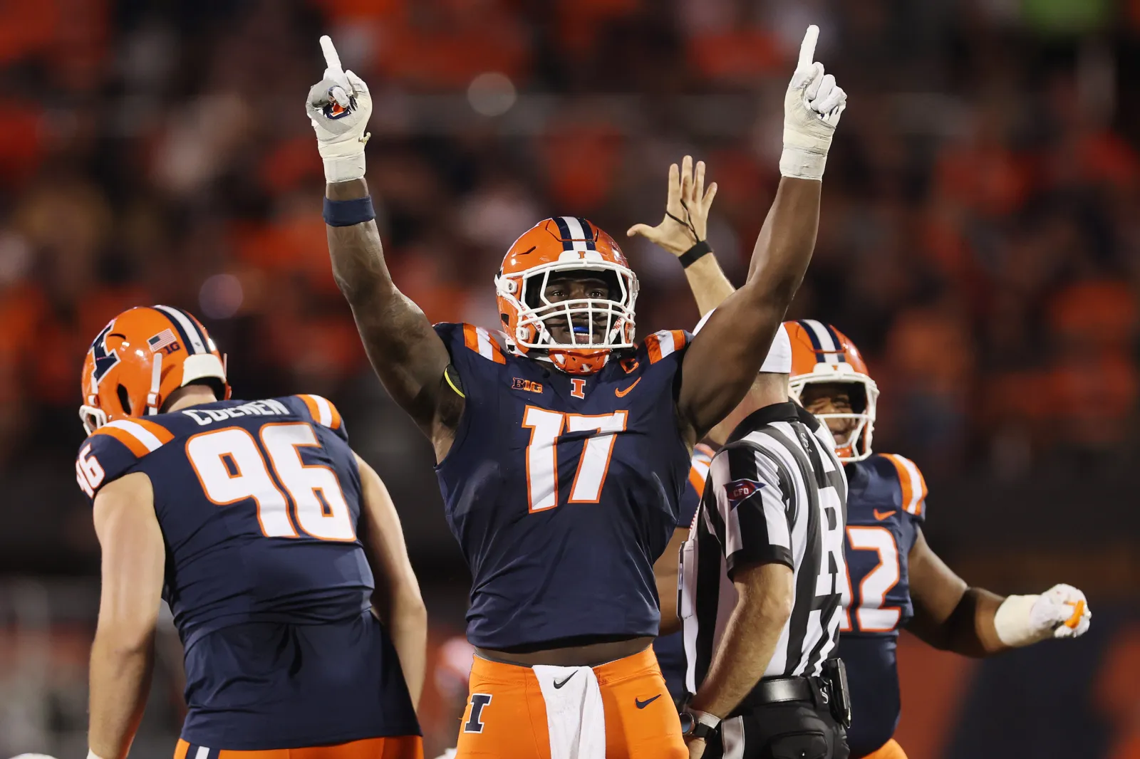 2716884-illinois-fighting-illini.jpg?w=1600&quality=80&webp=1