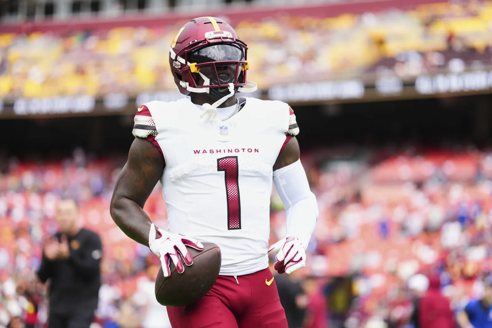 Commanders Coach Raves Over Veteran WR Amid Stellar Debut - Newsweek