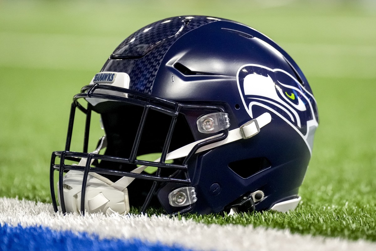 Seahawks Rookie Sets High Expectations After Signing Rookie Contract